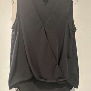 Bobeau sleeveless faux wrap top in black size large.
